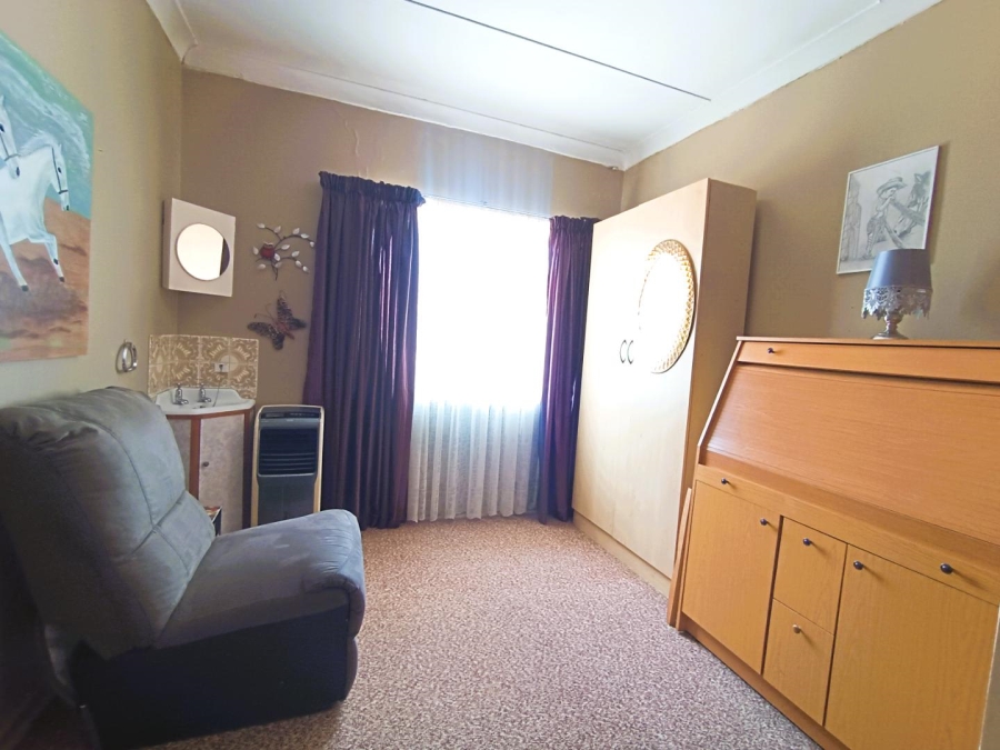 5 Bedroom Property for Sale in Hospitaalpark Free State